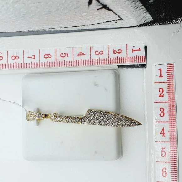 14K Gold Plated Cubic Zircon Pendant, INUS1BR255 - Picture 10 of 11